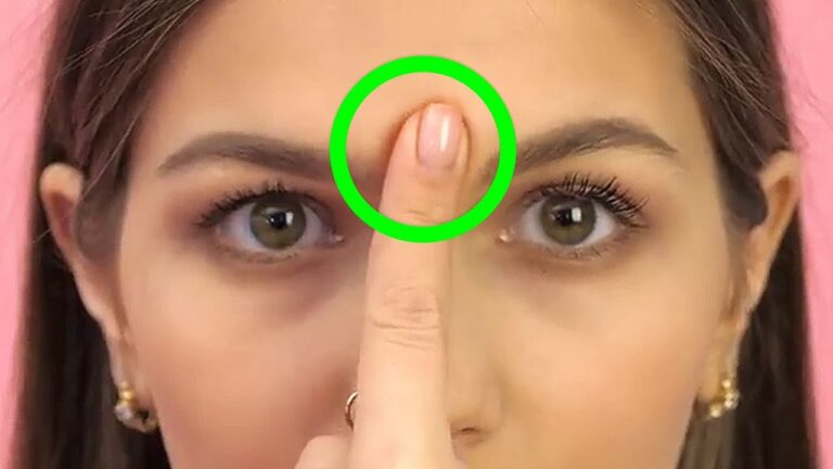 Scopri il segreto per combattere l’ansia: perch&eacute; toccarsi il naso pu&ograve; fare la differenza
